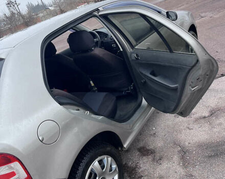 Бежевий Шкода Фабія, об'ємом двигуна 1.2 л та пробігом 180 тис. км за 3800 $, фото 13 на Automoto.ua