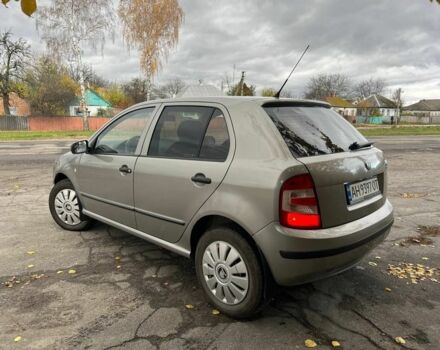 Бежевый Шкода Фабия, объемом двигателя 1.2 л и пробегом 140 тыс. км за 3300 $, фото 2 на Automoto.ua