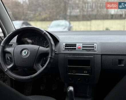 Бежевый Шкода Фабия, объемом двигателя 1.2 л и пробегом 208 тыс. км за 2000 $, фото 20 на Automoto.ua