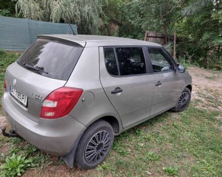 Бежевый Шкода Фабия, объемом двигателя 1.2 л и пробегом 245 тыс. км за 4200 $, фото 3 на Automoto.ua