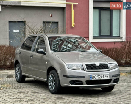 Бежевый Шкода Фабия, объемом двигателя 1.2 л и пробегом 208 тыс. км за 2000 $, фото 7 на Automoto.ua