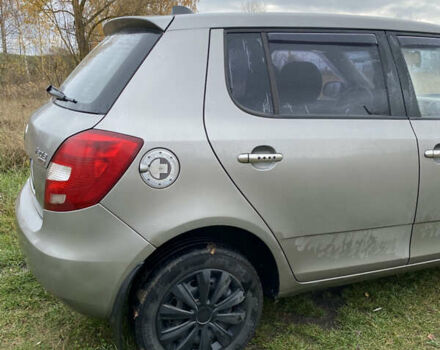 Шкода Фабия 2007 в Барышевке на Automoto.ua Бежевый Шкода Фабия, объемом двигателя 1.2 л и пробегом 154 тыс. км за 4000 $, фото 13 на Automoto.ua