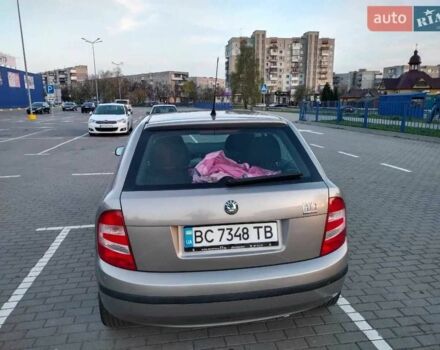 Бежевый Шкода Фабия, объемом двигателя 1.4 л и пробегом 170 тыс. км за 5100 $, фото 7 на Automoto.ua