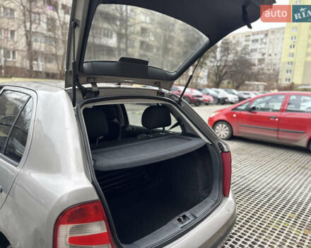 Бежевый Шкода Фабия, объемом двигателя 1.2 л и пробегом 208 тыс. км за 2000 $, фото 28 на Automoto.ua