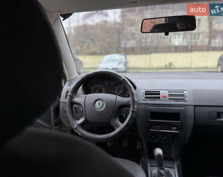 Бежевый Шкода Фабия, объемом двигателя 1.2 л и пробегом 208 тыс. км за 2000 $, фото 19 на Automoto.ua