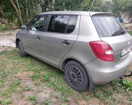 Бежевый Шкода Фабия, объемом двигателя 1.2 л и пробегом 245 тыс. км за 4200 $, фото 4 на Automoto.ua