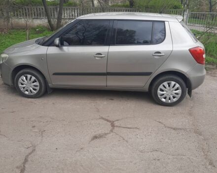 Бежевый Шкода Фабия, объемом двигателя 1.4 л и пробегом 220 тыс. км за 4899 $, фото 1 на Automoto.ua