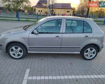 Бежевый Шкода Фабия, объемом двигателя 1.4 л и пробегом 170 тыс. км за 5100 $, фото 5 на Automoto.ua