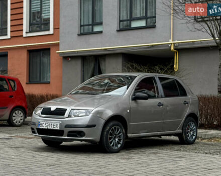 Бежевый Шкода Фабия, объемом двигателя 1.2 л и пробегом 208 тыс. км за 2000 $, фото 6 на Automoto.ua