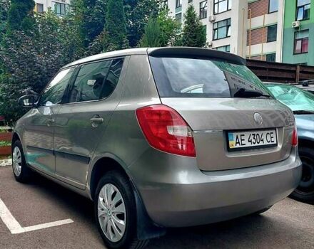 Бежевий Шкода Фабія, об'ємом двигуна 1.4 л та пробігом 153 тис. км за 4900 $, фото 10 на Automoto.ua