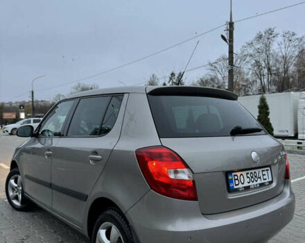 Бежевый Шкода Фабия, объемом двигателя 1.6 л и пробегом 190 тыс. км за 6500 $, фото 7 на Automoto.ua