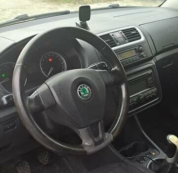 Бежевий Шкода Фабія, об'ємом двигуна 1.39 л та пробігом 243 тис. км за 4499 $, фото 6 на Automoto.ua