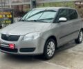 Бежевый Шкода Фабия, объемом двигателя 1.4 л и пробегом 168 тыс. км за 4990 $, фото 1 на Automoto.ua