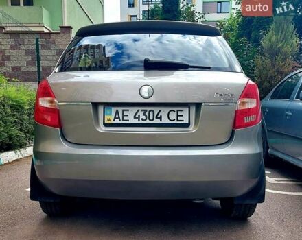 Бежевий Шкода Фабія, об'ємом двигуна 1.4 л та пробігом 153 тис. км за 4900 $, фото 7 на Automoto.ua