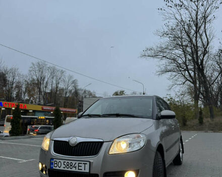 Бежевый Шкода Фабия, объемом двигателя 1.6 л и пробегом 190 тыс. км за 6500 $, фото 1 на Automoto.ua