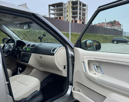 Бежевый Шкода Фабия, объемом двигателя 1.6 л и пробегом 190 тыс. км за 6500 $, фото 14 на Automoto.ua