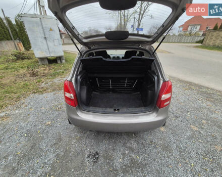 Бежевий Шкода Фабія, об'ємом двигуна 1.2 л та пробігом 238 тис. км за 4200 $, фото 4 на Automoto.ua