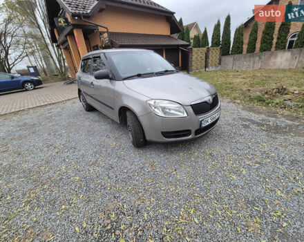 Бежевий Шкода Фабія, об'ємом двигуна 1.2 л та пробігом 238 тис. км за 4200 $, фото 10 на Automoto.ua