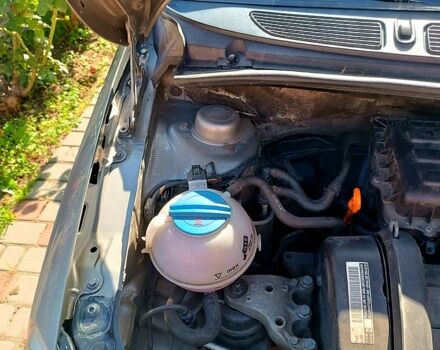 Бежевый Шкода Фабия, объемом двигателя 1.4 л и пробегом 245 тыс. км за 4399 $, фото 10 на Automoto.ua