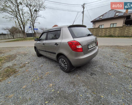 Бежевий Шкода Фабія, об'ємом двигуна 1.2 л та пробігом 238 тис. км за 4200 $, фото 6 на Automoto.ua