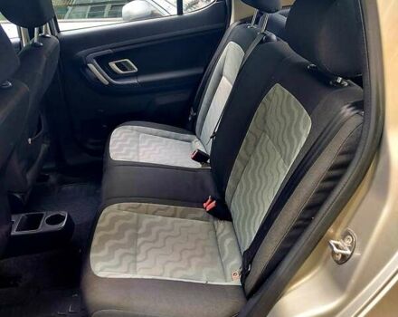 Бежевий Шкода Фабія, об'ємом двигуна 1.4 л та пробігом 153 тис. км за 4900 $, фото 18 на Automoto.ua