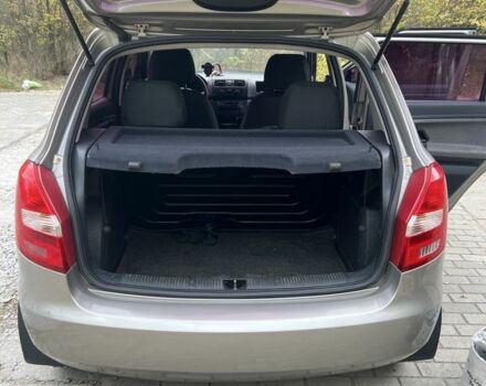 Бежевый Шкода Фабия, объемом двигателя 1.2 л и пробегом 185 тыс. км за 4950 $, фото 6 на Automoto.ua