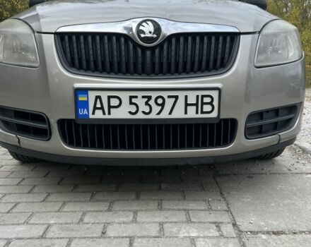 Бежевый Шкода Фабия, объемом двигателя 1.2 л и пробегом 185 тыс. км за 4950 $, фото 4 на Automoto.ua