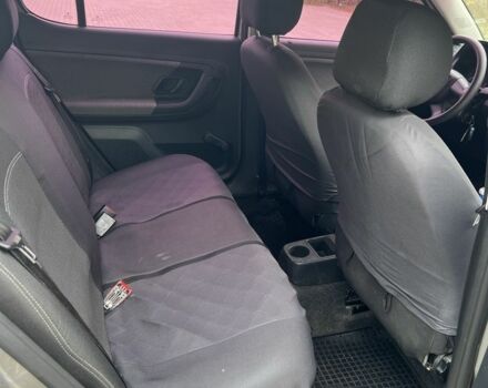 Бежевый Шкода Фабия, объемом двигателя 1.2 л и пробегом 185 тыс. км за 4950 $, фото 5 на Automoto.ua