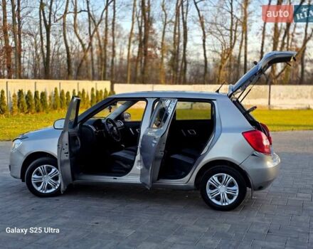 Бежевый Шкода Фабия, объемом двигателя 1.39 л и пробегом 240 тыс. км за 3850 $, фото 41 на Automoto.ua