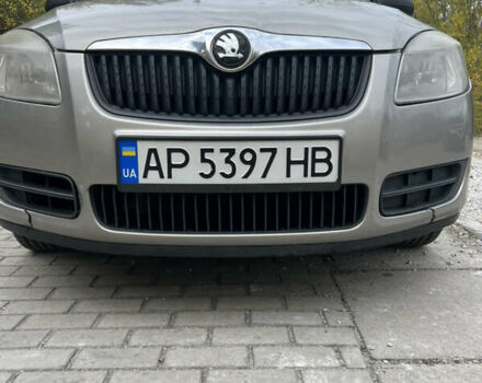 Бежевый Шкода Фабия, объемом двигателя 1.2 л и пробегом 185 тыс. км за 4950 $, фото 4 на Automoto.ua