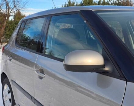 Бежевий Шкода Фабія, об'ємом двигуна 1.6 л та пробігом 165 тис. км за 6499 $, фото 3 на Automoto.ua