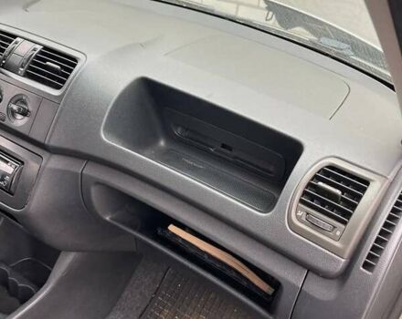 Бежевий Шкода Фабія, об'ємом двигуна 1.2 л та пробігом 260 тис. км за 2650 $, фото 9 на Automoto.ua