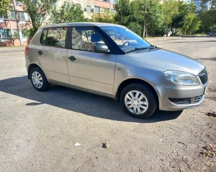 Бежевый Шкода Фабия, объемом двигателя 1.2 л и пробегом 205 тыс. км за 4000 $, фото 6 на Automoto.ua