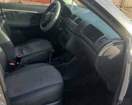 Бежевий Шкода Фабія, об'ємом двигуна 1.2 л та пробігом 211 тис. км за 4800 $, фото 5 на Automoto.ua