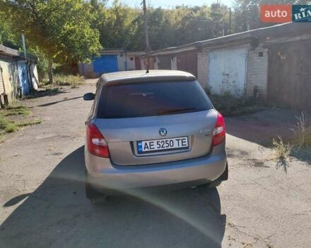 Бежевий Шкода Фабія, об'ємом двигуна 1.2 л та пробігом 211 тис. км за 5000 $, фото 4 на Automoto.ua