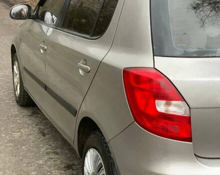 Бежевий Шкода Фабія, об'ємом двигуна 1.4 л та пробігом 234 тис. км за 4800 $, фото 6 на Automoto.ua