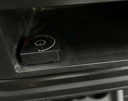 Бежевий Шкода Фабія, об'ємом двигуна 1.2 л та пробігом 290 тис. км за 3900 $, фото 17 на Automoto.ua