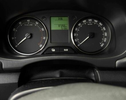 Бежевый Шкода Фабия, объемом двигателя 1.4 л и пробегом 87 тыс. км за 7000 $, фото 7 на Automoto.ua