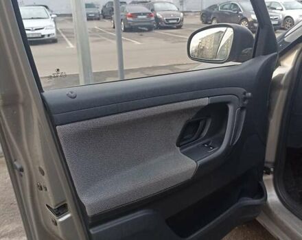 Бежевий Шкода Фабія, об'ємом двигуна 1.2 л та пробігом 80 тис. км за 5900 $, фото 20 на Automoto.ua