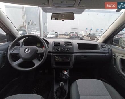Бежевий Шкода Фабія, об'ємом двигуна 1.2 л та пробігом 80 тис. км за 5900 $, фото 24 на Automoto.ua