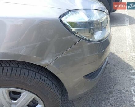 Бежевий Шкода Фабія, об'ємом двигуна 1.2 л та пробігом 80 тис. км за 5900 $, фото 30 на Automoto.ua