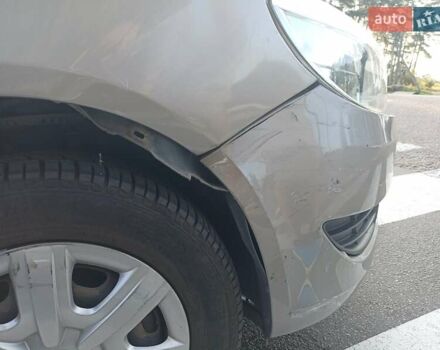 Бежевий Шкода Фабія, об'ємом двигуна 1.2 л та пробігом 80 тис. км за 5900 $, фото 32 на Automoto.ua