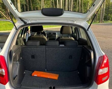 Бежевый Шкода Фабия, объемом двигателя 1.2 л и пробегом 140 тыс. км за 6300 $, фото 5 на Automoto.ua