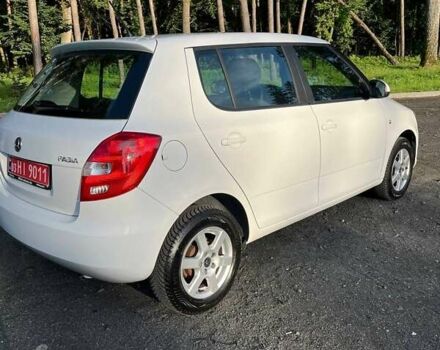 Бежевый Шкода Фабия, объемом двигателя 1.2 л и пробегом 140 тыс. км за 6300 $, фото 9 на Automoto.ua