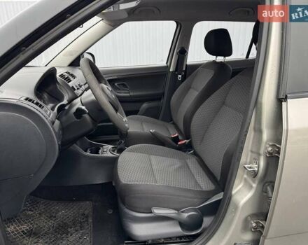 Бежевый Шкода Фабия, объемом двигателя 1.39 л и пробегом 200 тыс. км за 7000 $, фото 8 на Automoto.ua