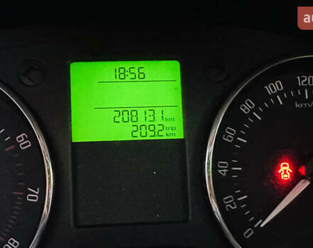 Бежевий Шкода Фабія, об'ємом двигуна 1.39 л та пробігом 208 тис. км за 6100 $, фото 24 на Automoto.ua
