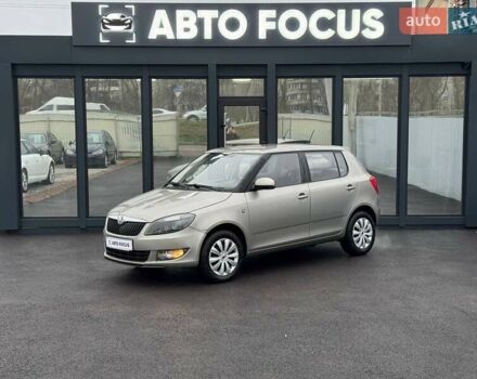 Бежевый Шкода Фабия, объемом двигателя 1.39 л и пробегом 200 тыс. км за 7000 $, фото 3 на Automoto.ua