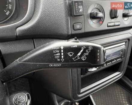 Бежевый Шкода Фабия, объемом двигателя 1.39 л и пробегом 200 тыс. км за 7000 $, фото 19 на Automoto.ua