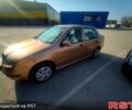 Бежевый Шкода Фабия, объемом двигателя 1.4 л и пробегом 388 тыс. км за 4000 $, фото 2 на Automoto.ua