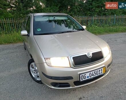 Бежевый Шкода Фабия, объемом двигателя 1.4 л и пробегом 204 тыс. км за 4100 $, фото 41 на Automoto.ua